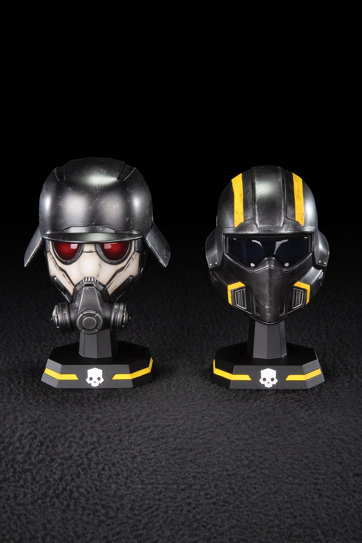 Helldivers 2: Field Chemist Helmet 1:4 Scale Replica