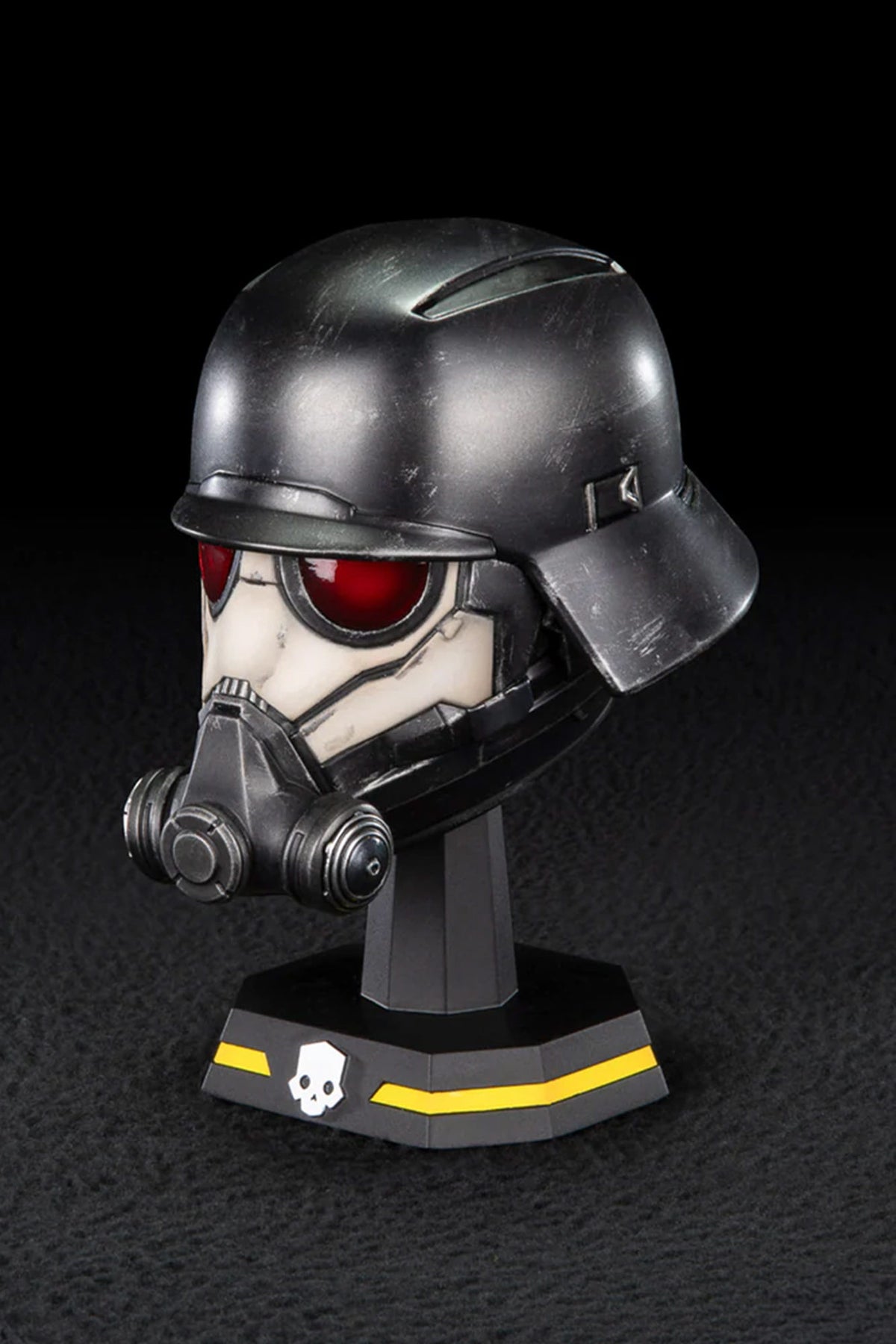 Helldivers 2: Field Chemist Helmet 1:4 Scale Replica