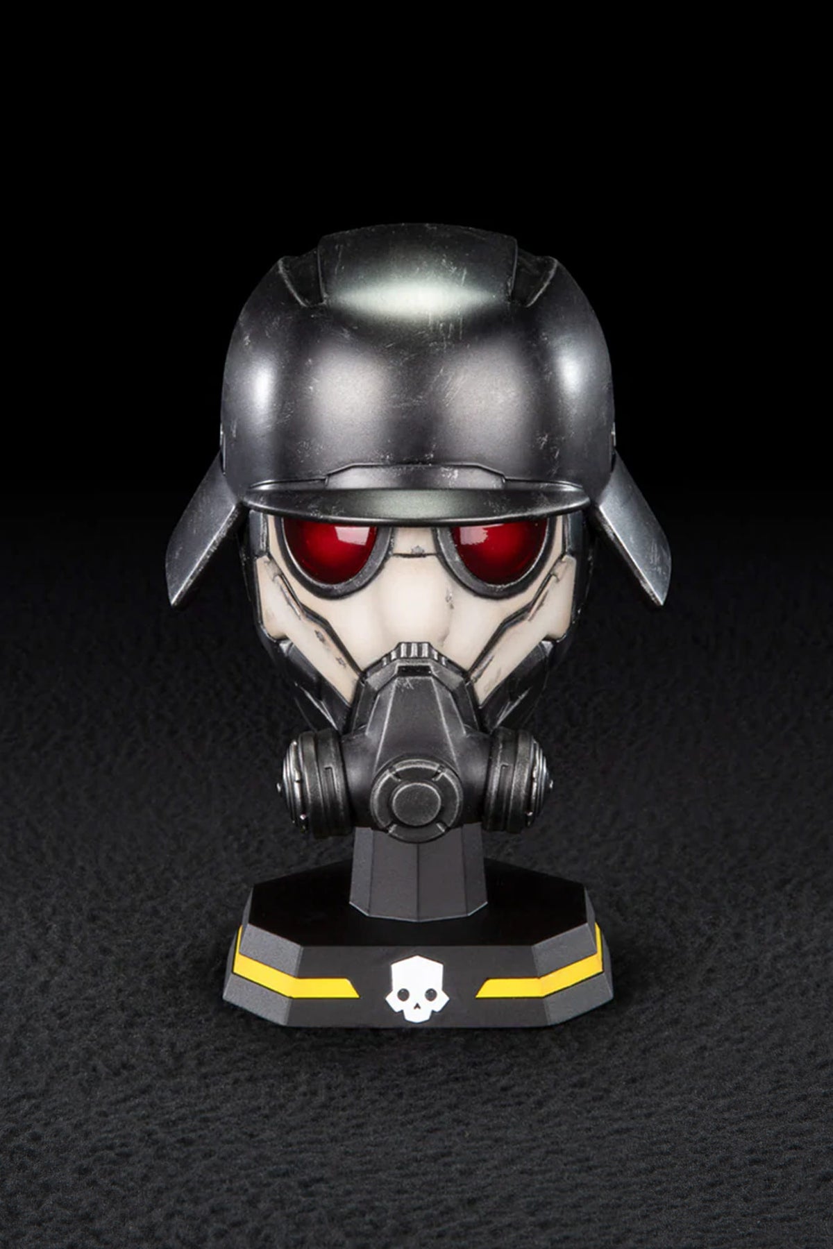 Helldivers 2: Field Chemist Helmet 1:4 Scale Replica
